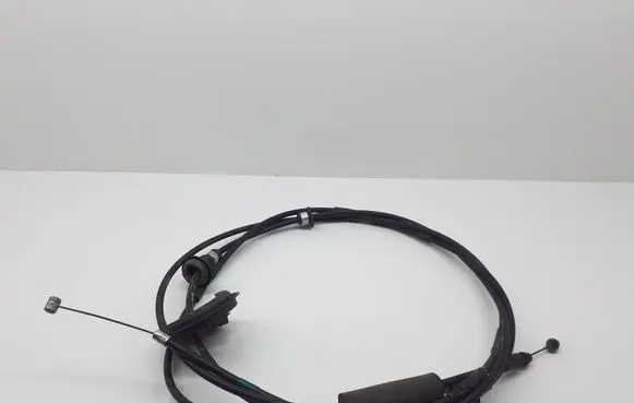 Lexus CT 200H Engine bonnet/hood lock release cable 