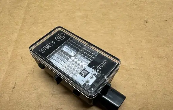 Ford Ranger IV Number plate light