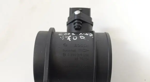 Volvo V70 Mass air flow meter 0280218089 8670114