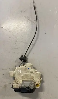 Audi A4 S4 B7 8E 8H Front door lock 8E1837015