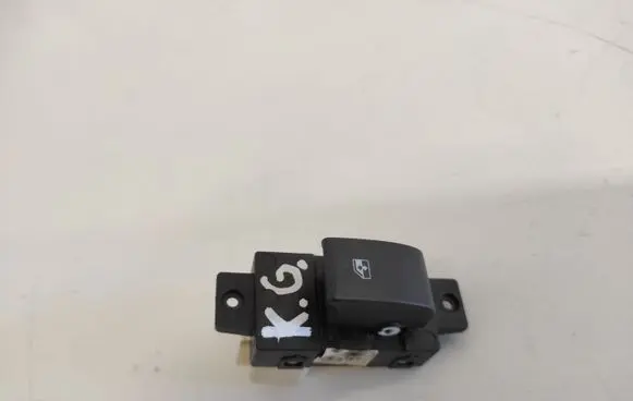Chevrolet Captiva Electric window control switch
