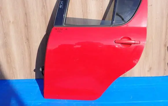 Suzuki Swift Cultus Rear door 