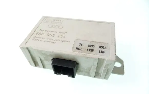 Audi A4 S4 B5 8D Immobilizer control unit/module 4A0953234 7616950552