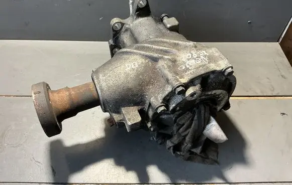 Volvo XC90 Gearbox transfer box case 30700016