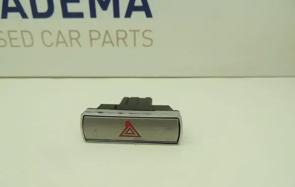 Ford Mondeo MK IV Hazard light switch 6M2T13A350AA DS21