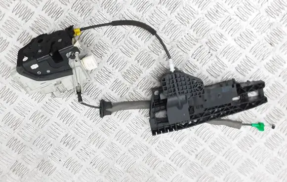 Audi Q3 8U Rear door lock 4G0839016 8U0837886