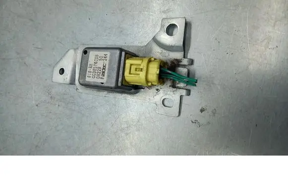 Mazda 626 Sensor GG3E57KCOB