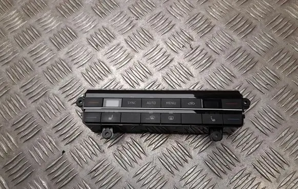Volkswagen Touareg III Climate control unit 760907426A