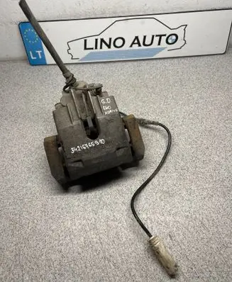 Rear brake caliper