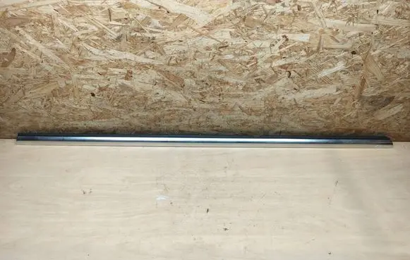 Mercedes-Benz CLS C257 Rear door trim (molding) A2577352300