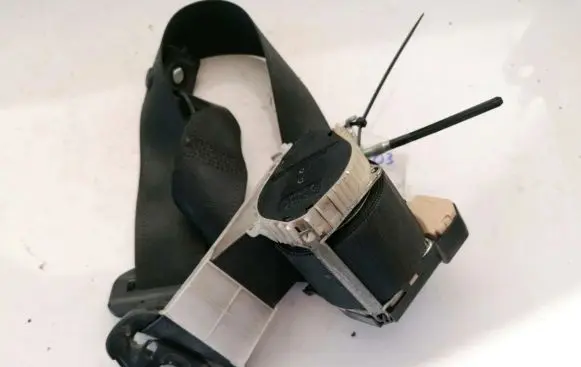 Opel Astra G Front seatbelt 90560635