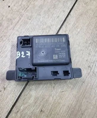 Mercedes-Benz Sprinter W906 Door control unit/module A9068204026
