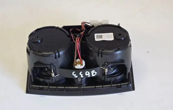 BMW 5 G30 G31 G38 Cup holder front 6801508