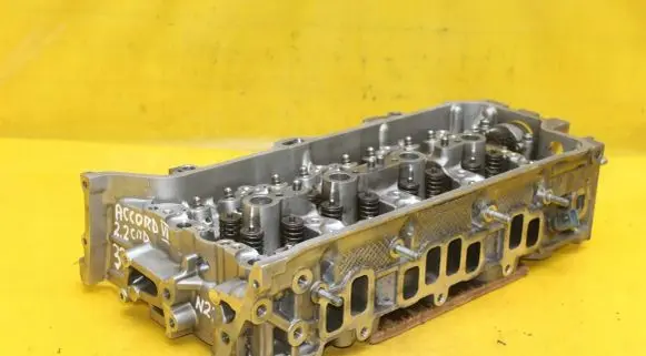 Honda Accord Engine head 