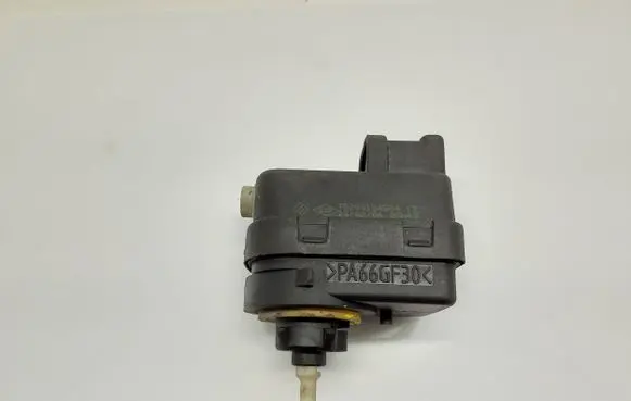 Headlight level adjustment motor