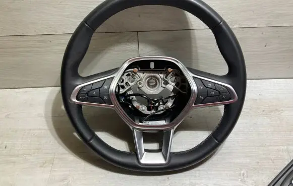Renault Clio V Steering wheel 484002607R