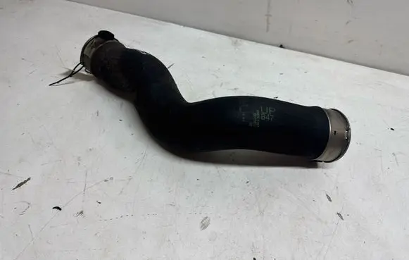 BMW 2 F22 F23 Intercooler hose/pipe 8513851