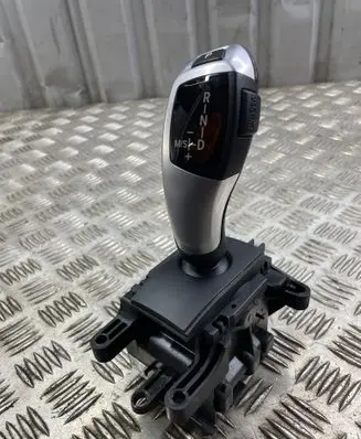 BMW X3 F25 Gear shifter/selector 1009997600 90297162302679