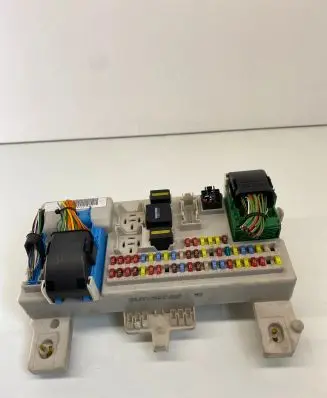 Ford Focus Fuse module 4M5T14A073CD 00036515 519099303