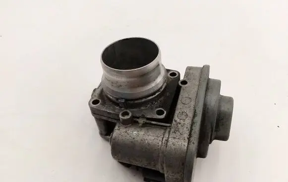 Opel Astra J Throttle body valve 8981059101