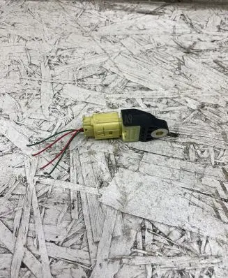 Toyota Prius (XW30) Airbag deployment crash/impact sensor 8983175010