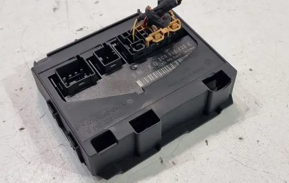 Volkswagen PASSAT B6 Comfort/convenience module 3C0959433R
