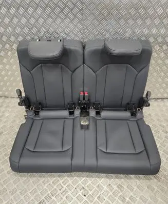 Audi Q7 4M Rear seat 