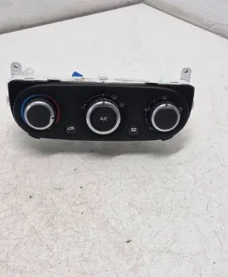 Renault Clio IV Climate control unit 272709355R 991378