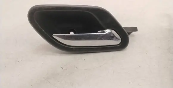 BMW 5 E39 Front door interior handle 8226050