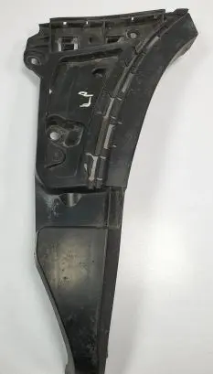 Volvo XC90 Front bumper mounting bracket 08620563