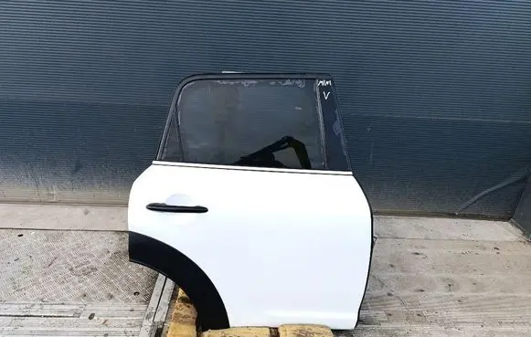 Mini Cooper Countryman F60 Rear door 
