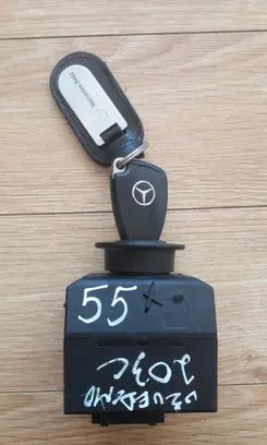 Mercedes-Benz C W203 Ignition lock 2095450908 33002409 5005304440206188