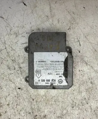 Skoda Fabia Mk1 (6Y) Airbag control unit/module 6Q0909605H 25000303F K42950