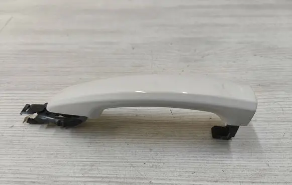 Audi Q2 - Front door exterior handle 8V0837210