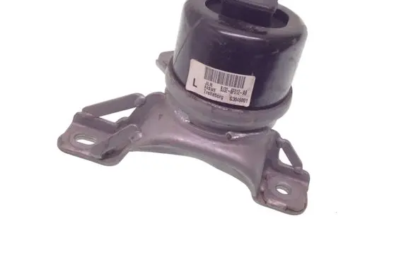 Land Rover Discovery Sport Engine mount bracket BJ326F012AB