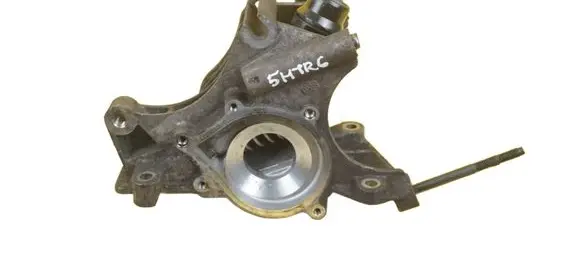Toyota Avensis T270 Water pump N47C16A