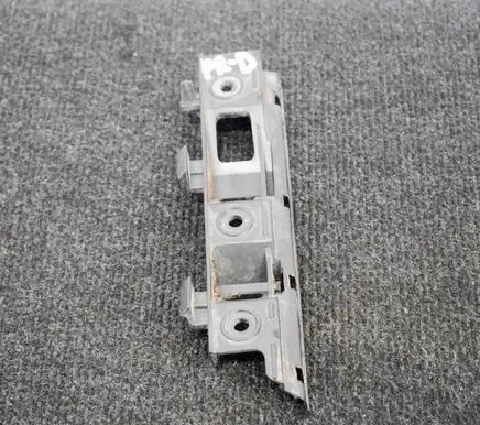 Volkswagen PASSAT B6 Front bumper mounting bracket 3C0807184