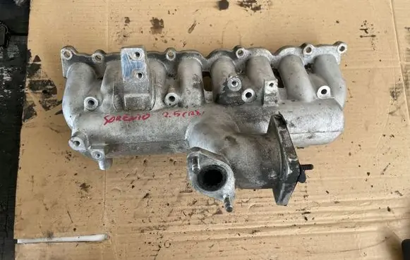 KIA Sorento Intake manifold