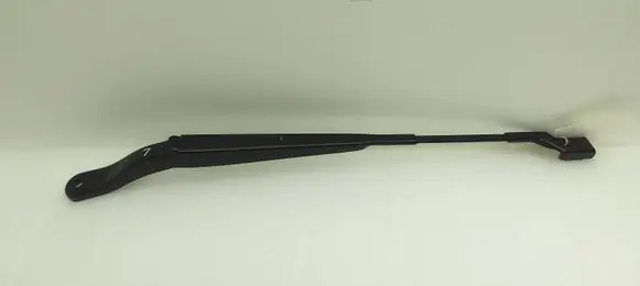 Citroen C4 III e-C4 Front wiper blade arm 9822931680