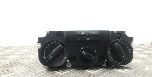 Volkswagen Tiguan Climate control unit 5M2820045A