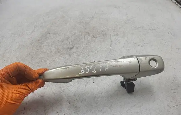 Mazda 3 I Front door exterior handle 