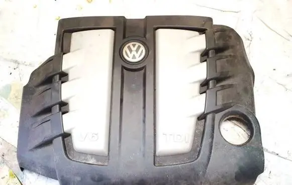 Volkswagen Touareg I Engine cover (trim) 059103925bd 059103925bc