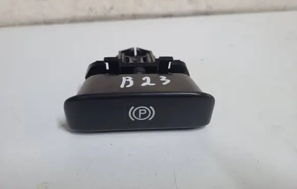 Mercedes-Benz C W203 Hand brake release handle 2034270112