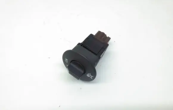 Passenger airbag on/off switch
