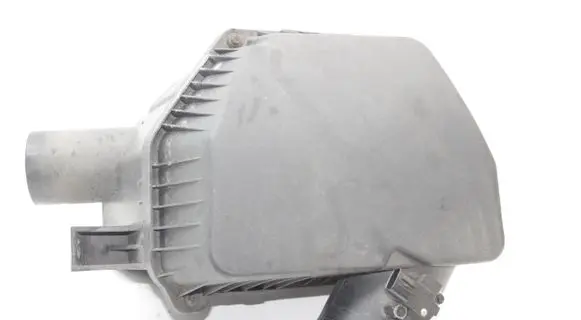 Opel Antara Air filter box 22752508 20956221