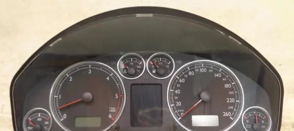Volkswagen Sharan Speedometer (instrument cluster) 7M3920840TX