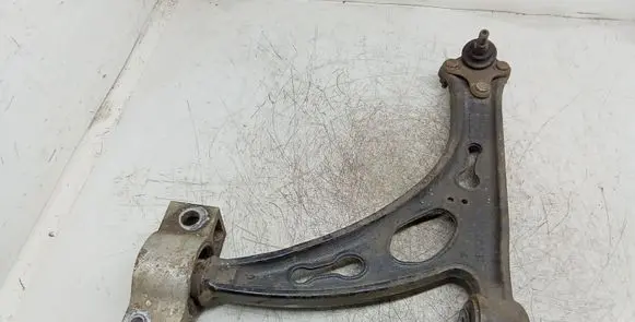 Front lower control arm/wishbone