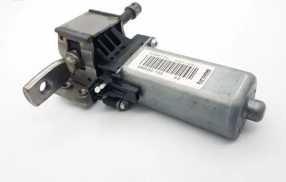 Volvo S40 Seat adjustment motor 988582 988582102
