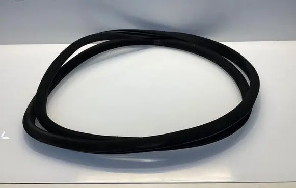 Mercedes-Benz S W221 Front door rubber seal A2216970551 2216970551
