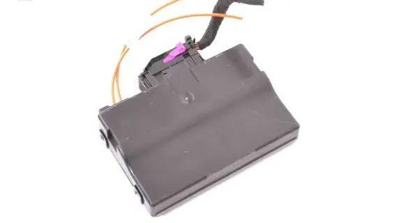Volkswagen Touareg II Gateway control module 7P6907530C